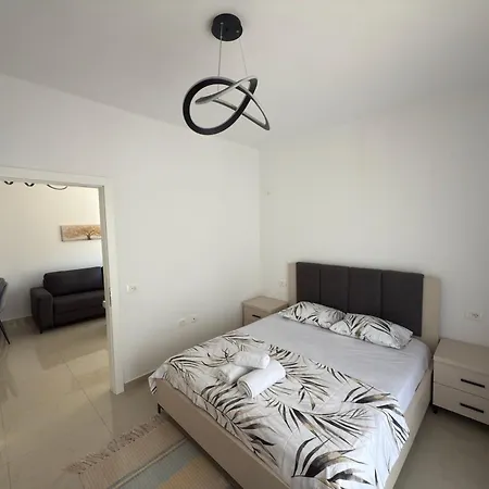 Rei 3 Апартаменты Лежа